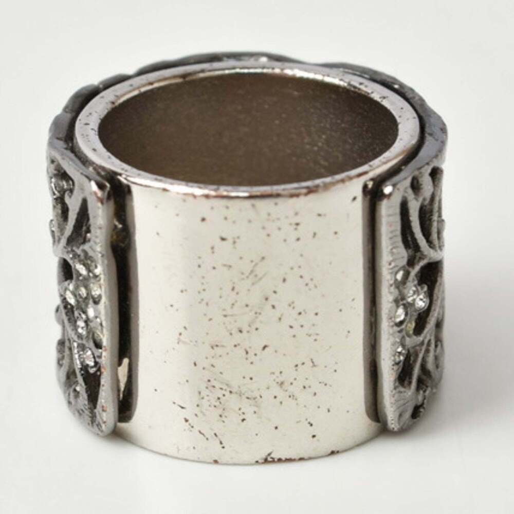 CHANEL Authentic Pearl Logo Ring - Picture 4 of 6